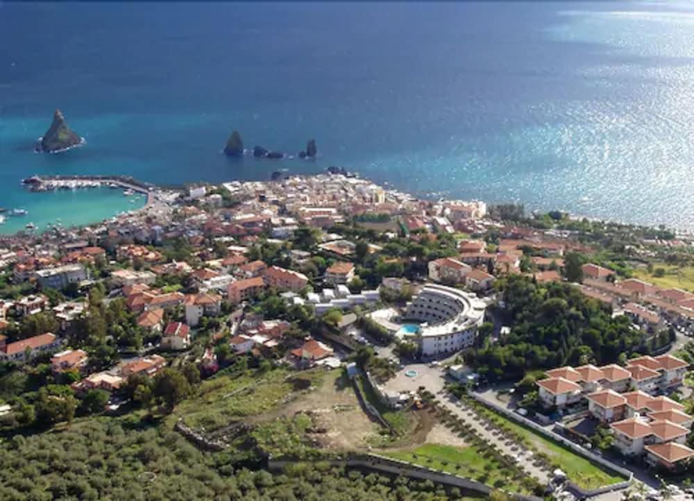 President Park Hotel Aci Trezza Esterno foto