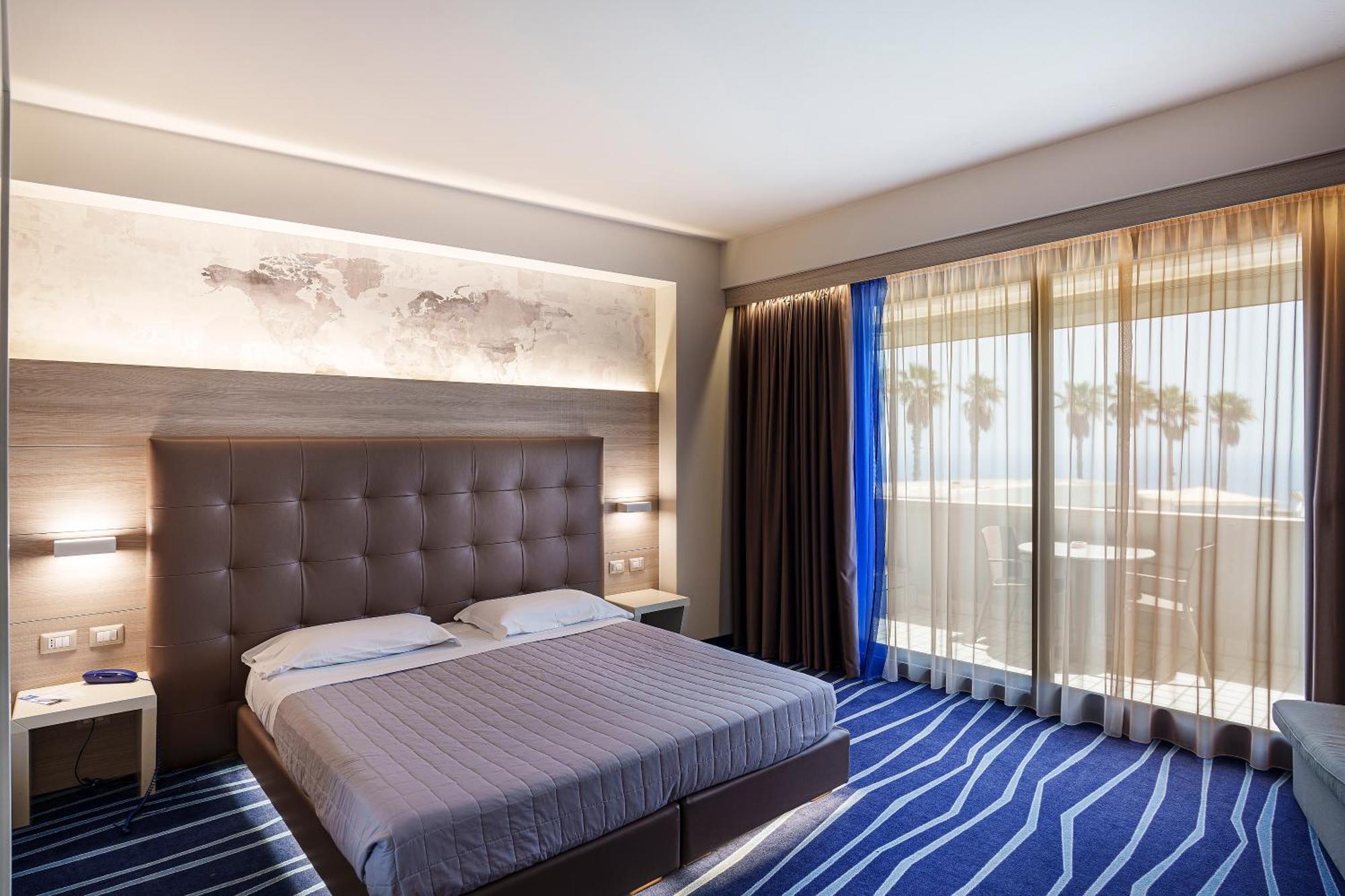 President Park Hotel Aci Trezza Esterno foto