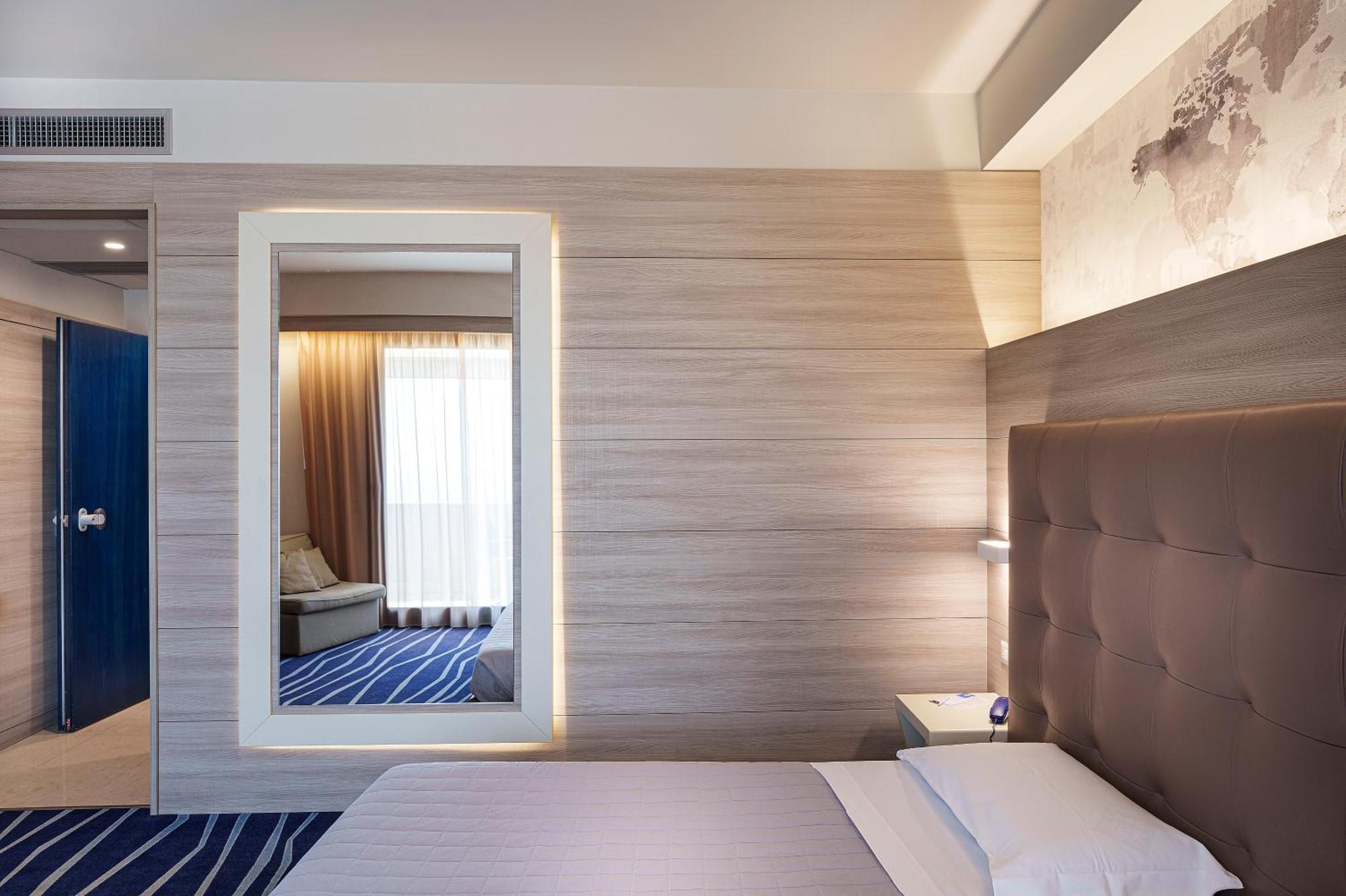 President Park Hotel Aci Trezza Esterno foto
