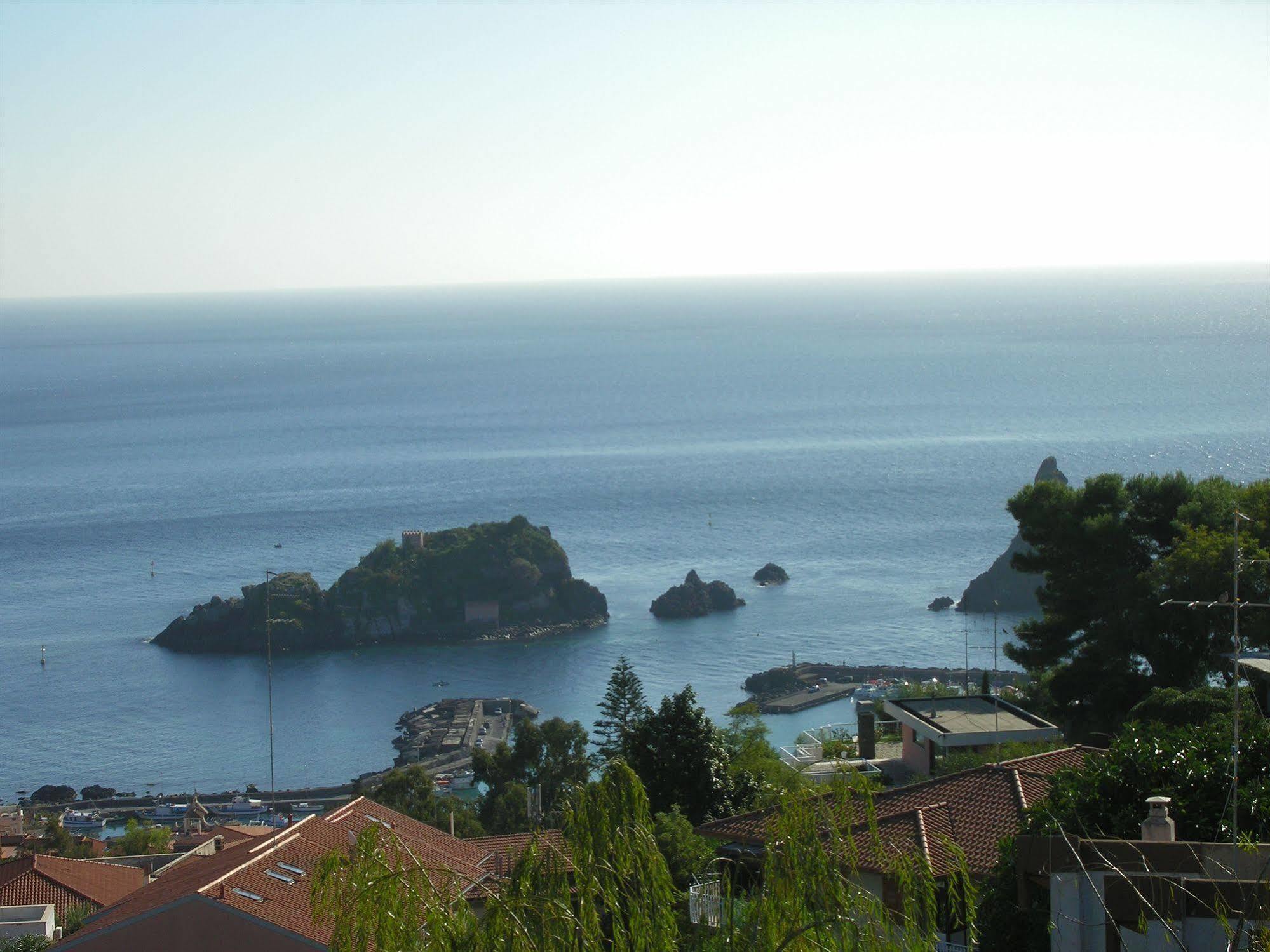 President Park Hotel Aci Trezza Esterno foto